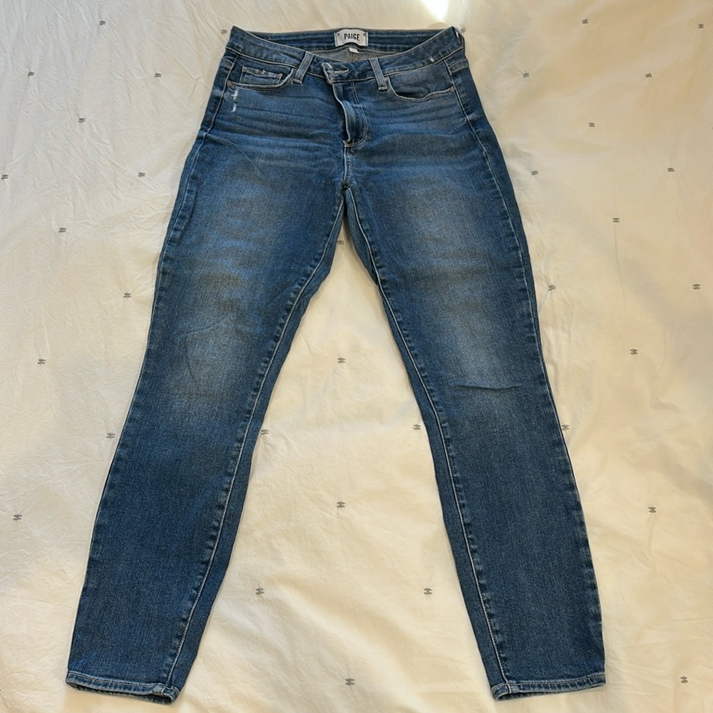 Paige denim skinny jeans
Hoxton ankle
Size 28 
I am 5’4